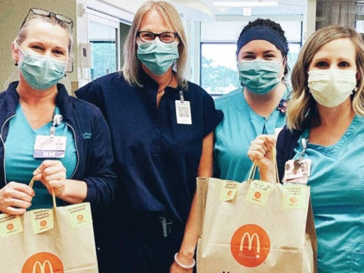 Restaurantes de McDonald's en EEUU exigirán uso de mascarillas por pandemia