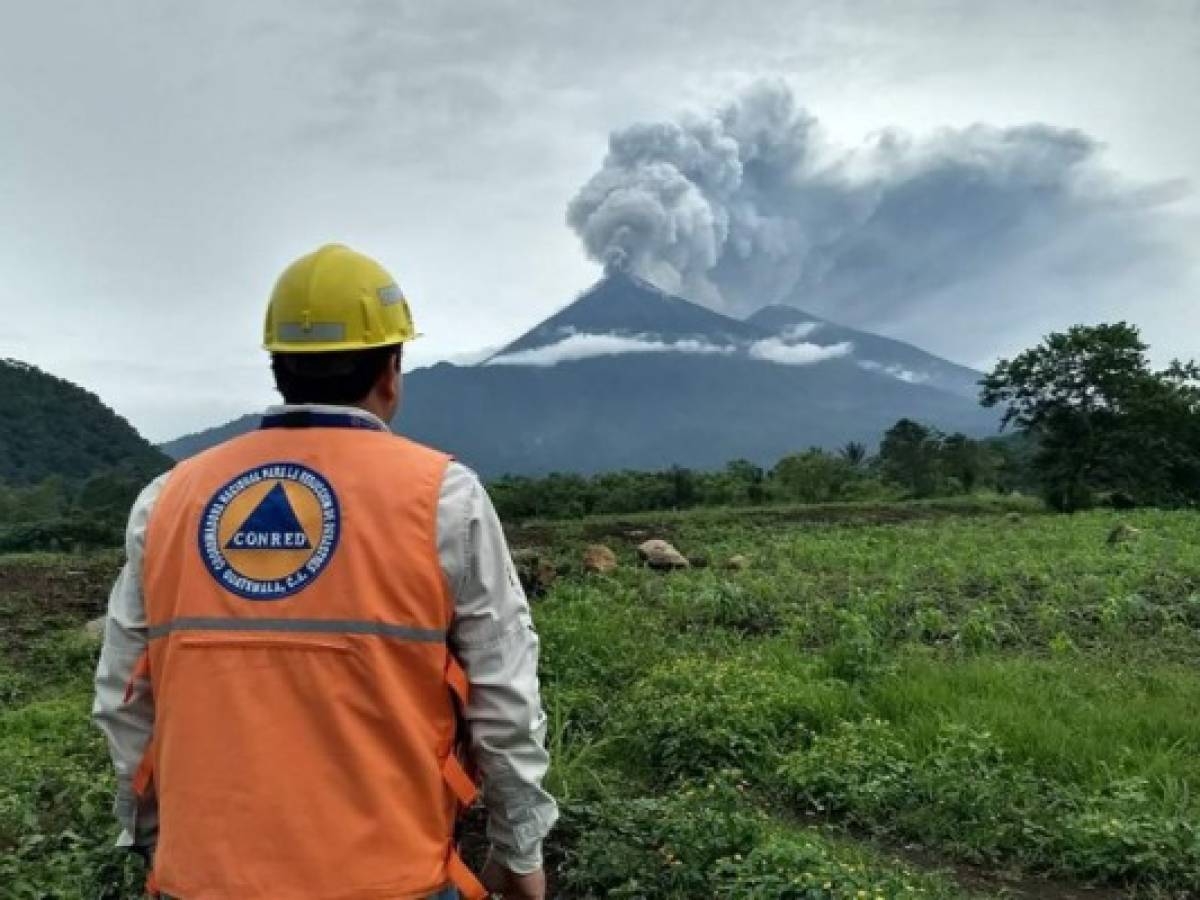 Guatemala vigila nuevo incremento eruptivo del Volcán de Fuego