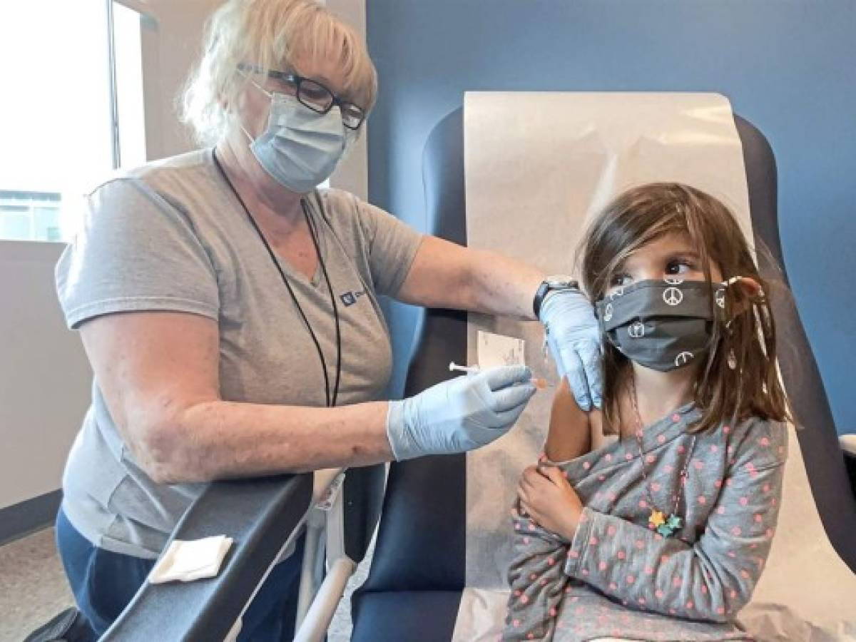 EEUU autoriza vacuna Pfizer contra COVID para niños de 5 a 11 años