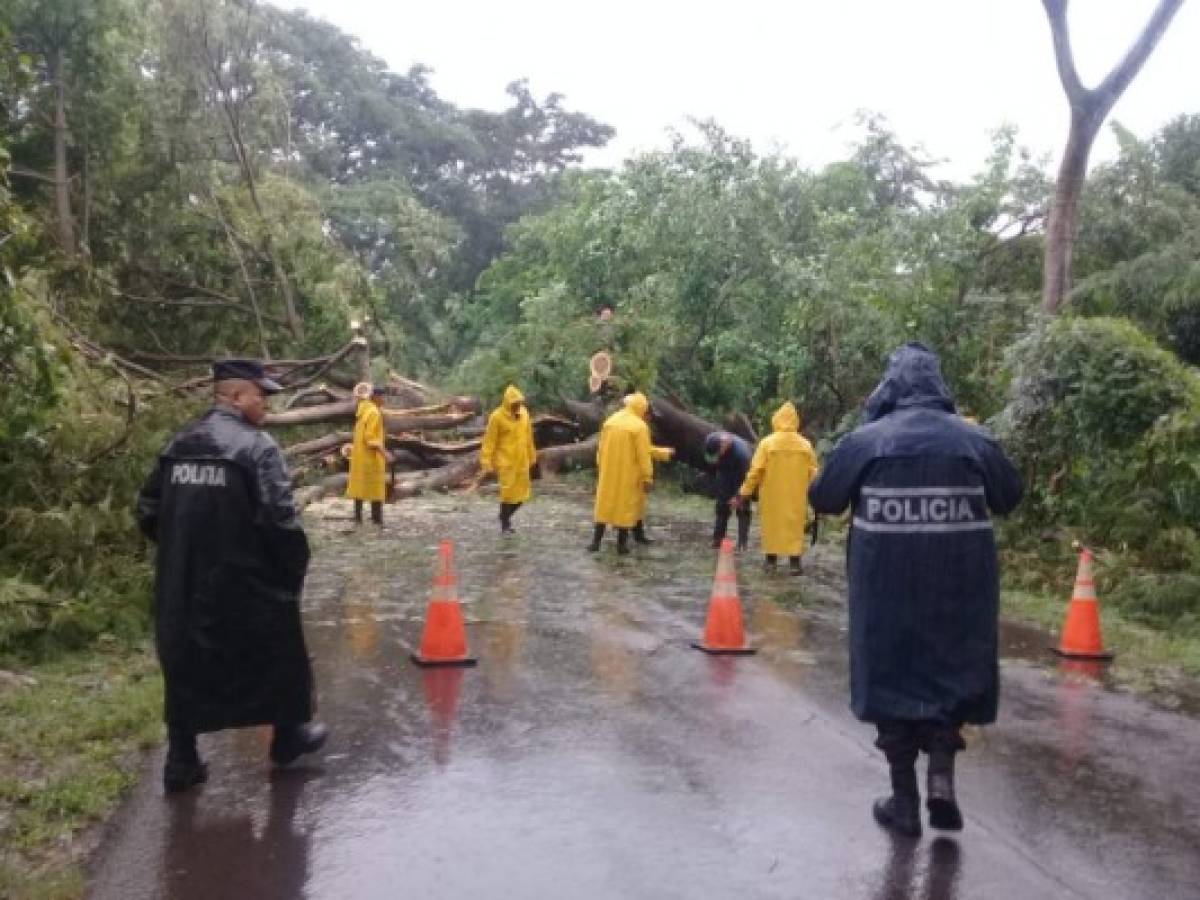 El Salvador: Más municipios en alerta amarilla por lluvias