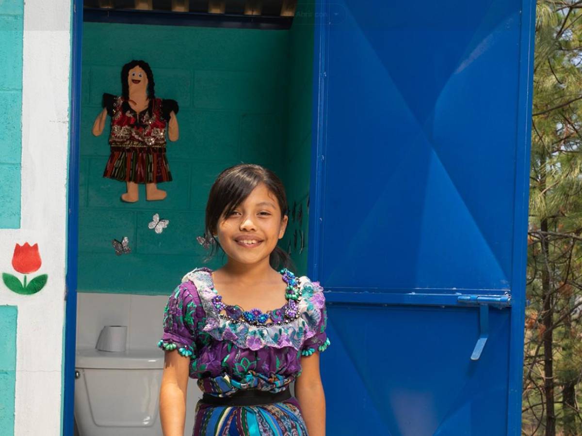 Kimberly-Clark invierte más de US$7 millones en proyecto 'Baños Cambian Vidas'