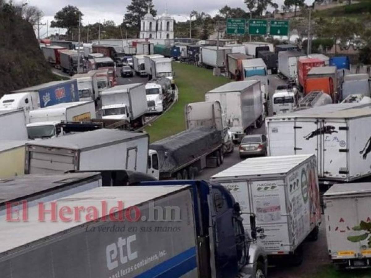 Honduras: Bloqueos amenazan con dejar sin combustible a Tegucigalpa