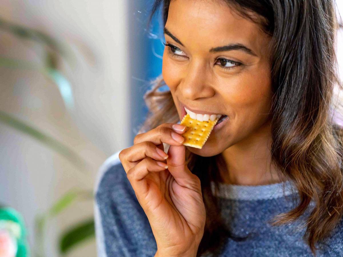 Comer snacks de manera consciente, una tendencia creciente alrededor del mundo