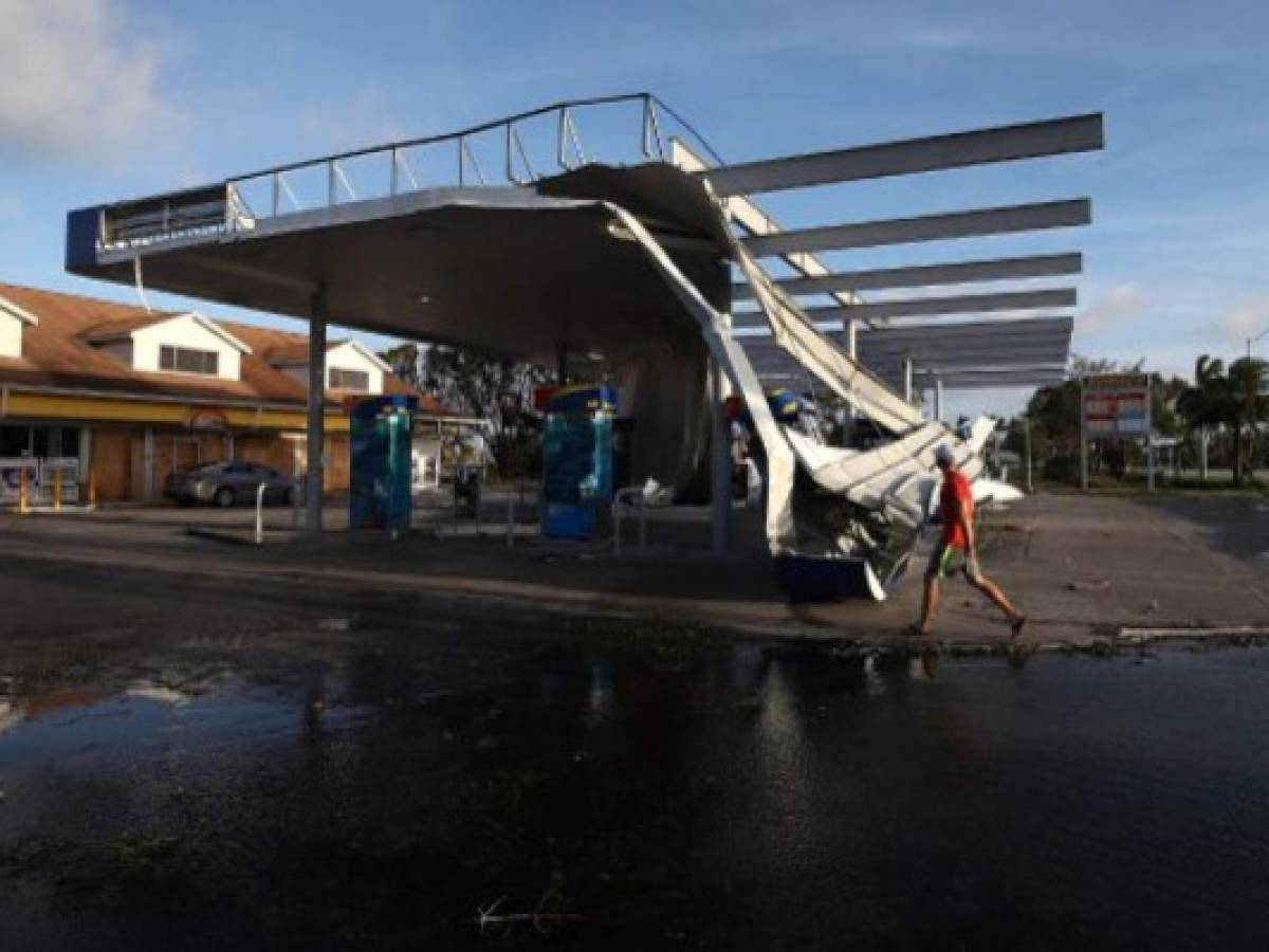 'Irma' se degrada a tormenta tropical mientras cruza Florida