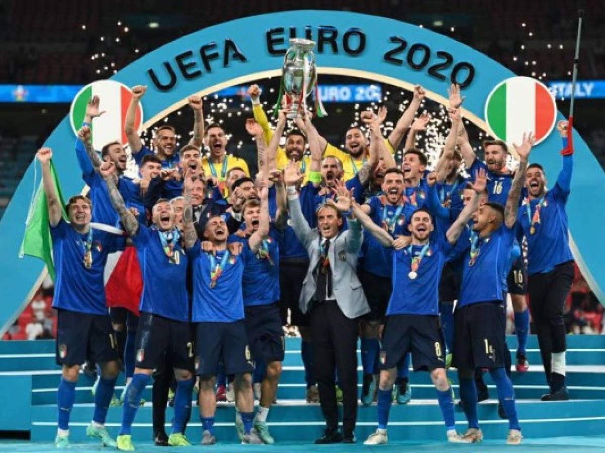 Italianos se proclaman campeones de Eurocopa tras vencer a Inglaterra en penales