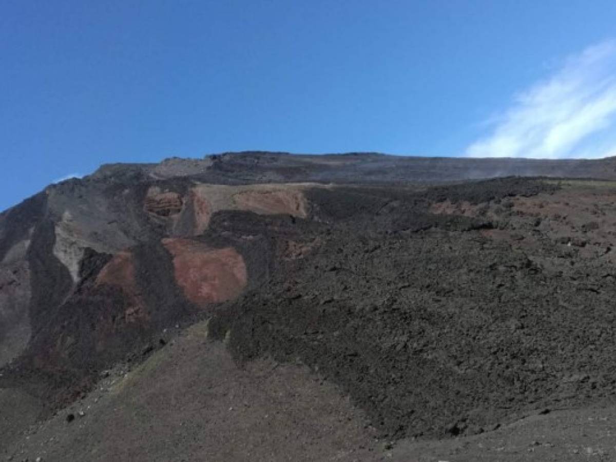 Guatemala vigila aumento actividad del volcán Pacaya