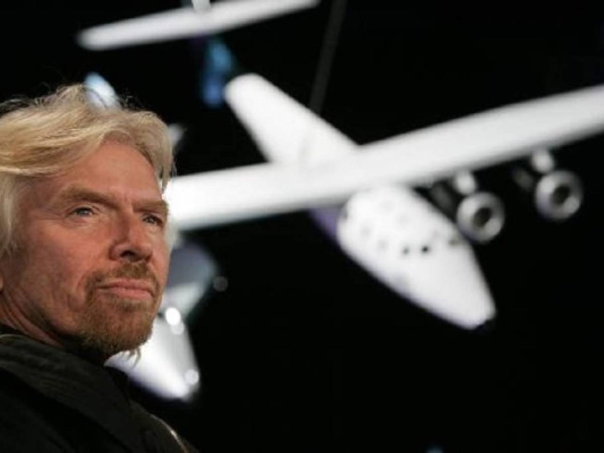 Director de Virgin Galactic afronta desafío de salvar marca