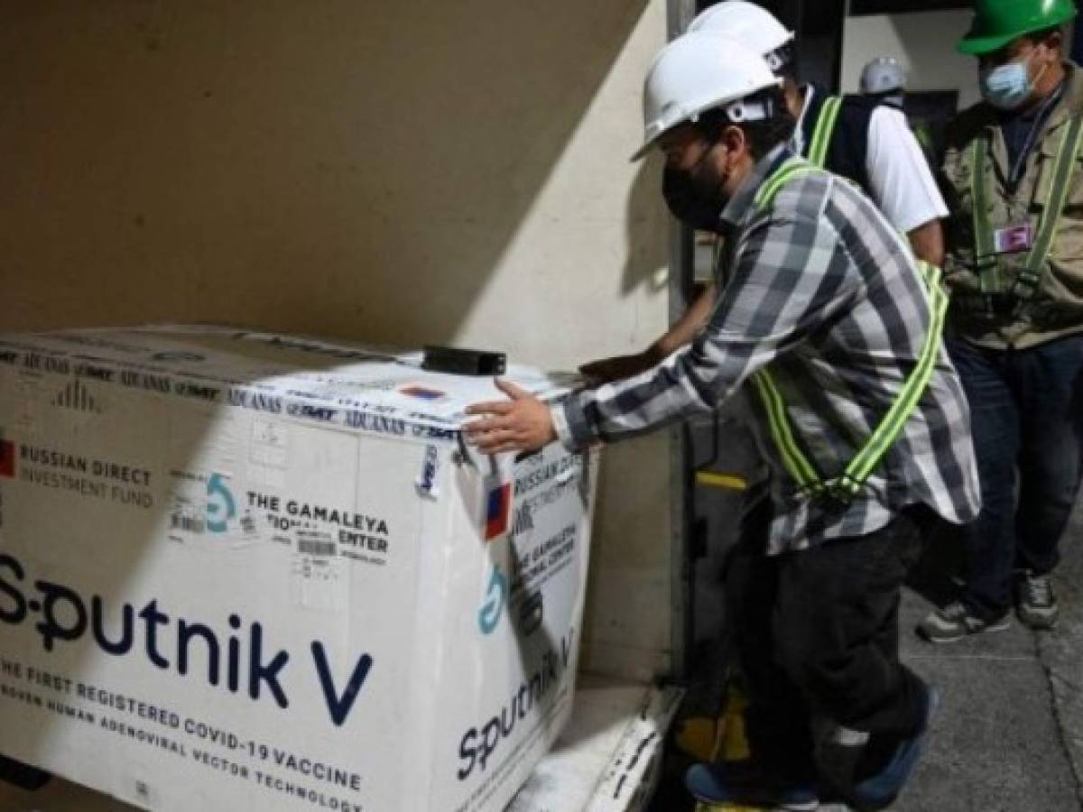 Guatemala está a 10 días de botar un millón de vacunas Sputnik V
