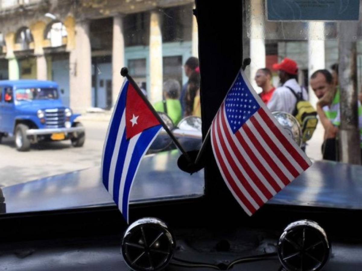Estados Unidos anuncia histórico acercamiento a Cuba