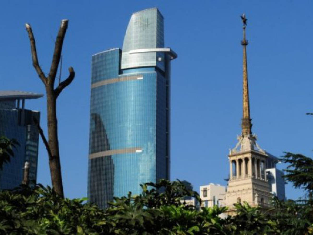 Inversores chinos endeudados temen estallido de una burbuja inmobiliaria