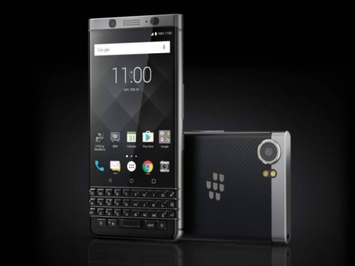 BlackBerry regresa con el KEYone (y también su clásico teclado)