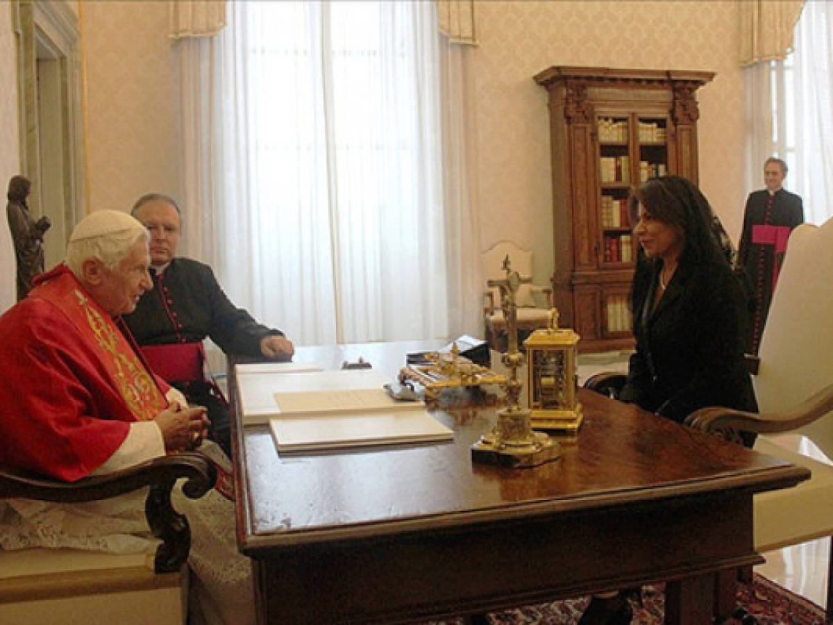 El Papa y Chinchilla abogan por reforzar relaciones bilaterales