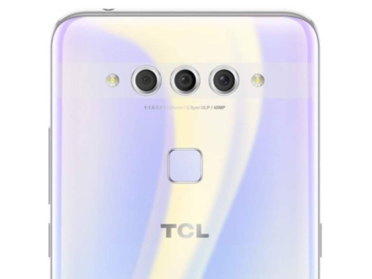 TCL presenta dos nuevos prototipos de teléfonos plegables