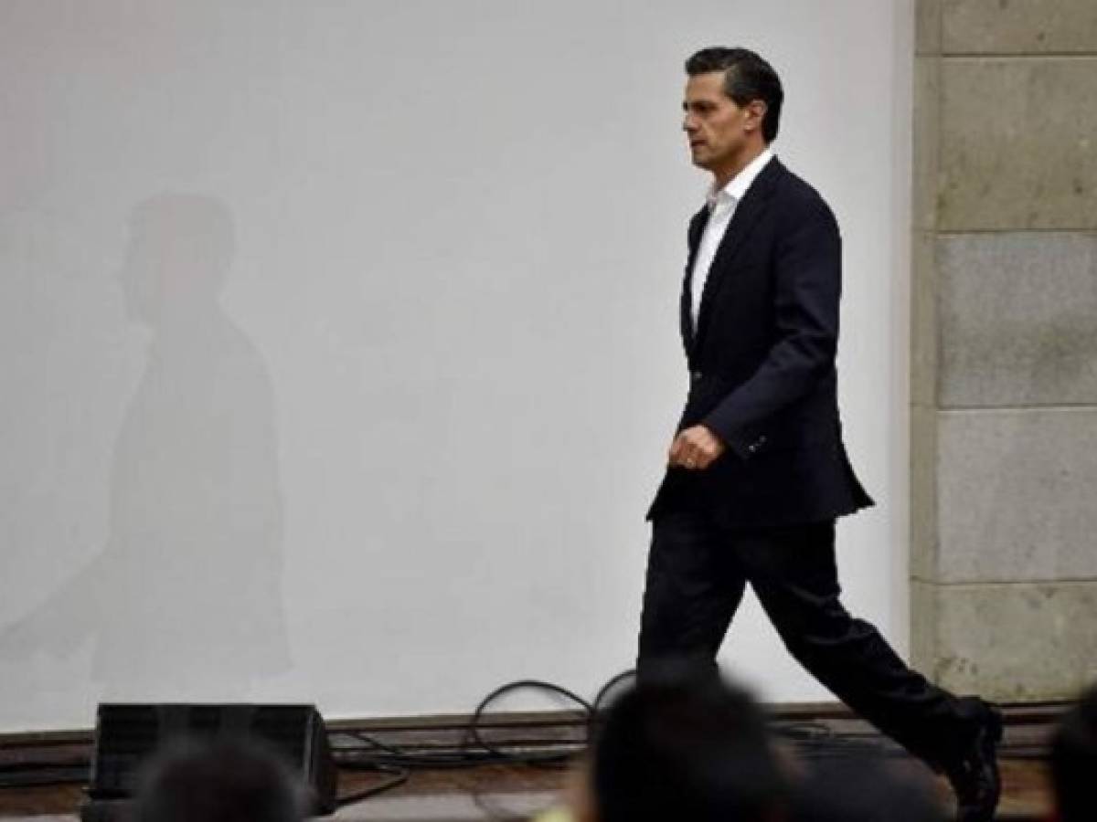México: crece tensión por dsaparecidos; Peña Nieto hace promesas
