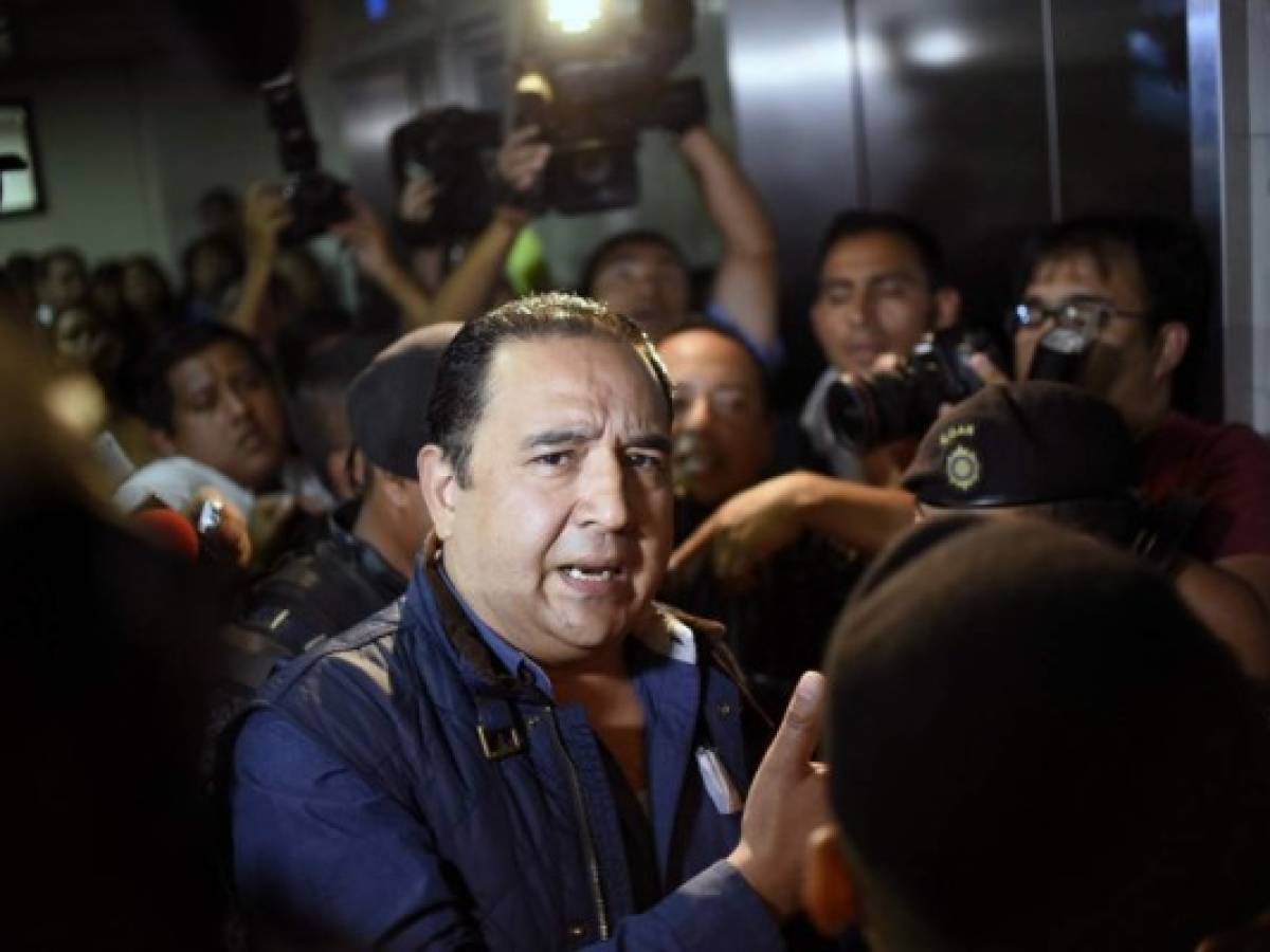 Guatemala: Absuelven al hijo y al hermano de presidente Jimmy Morales