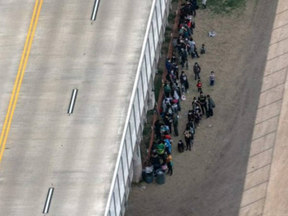 EEUU: La primera tarea importante de Kamala Harris es resolver la crisis de migrantes