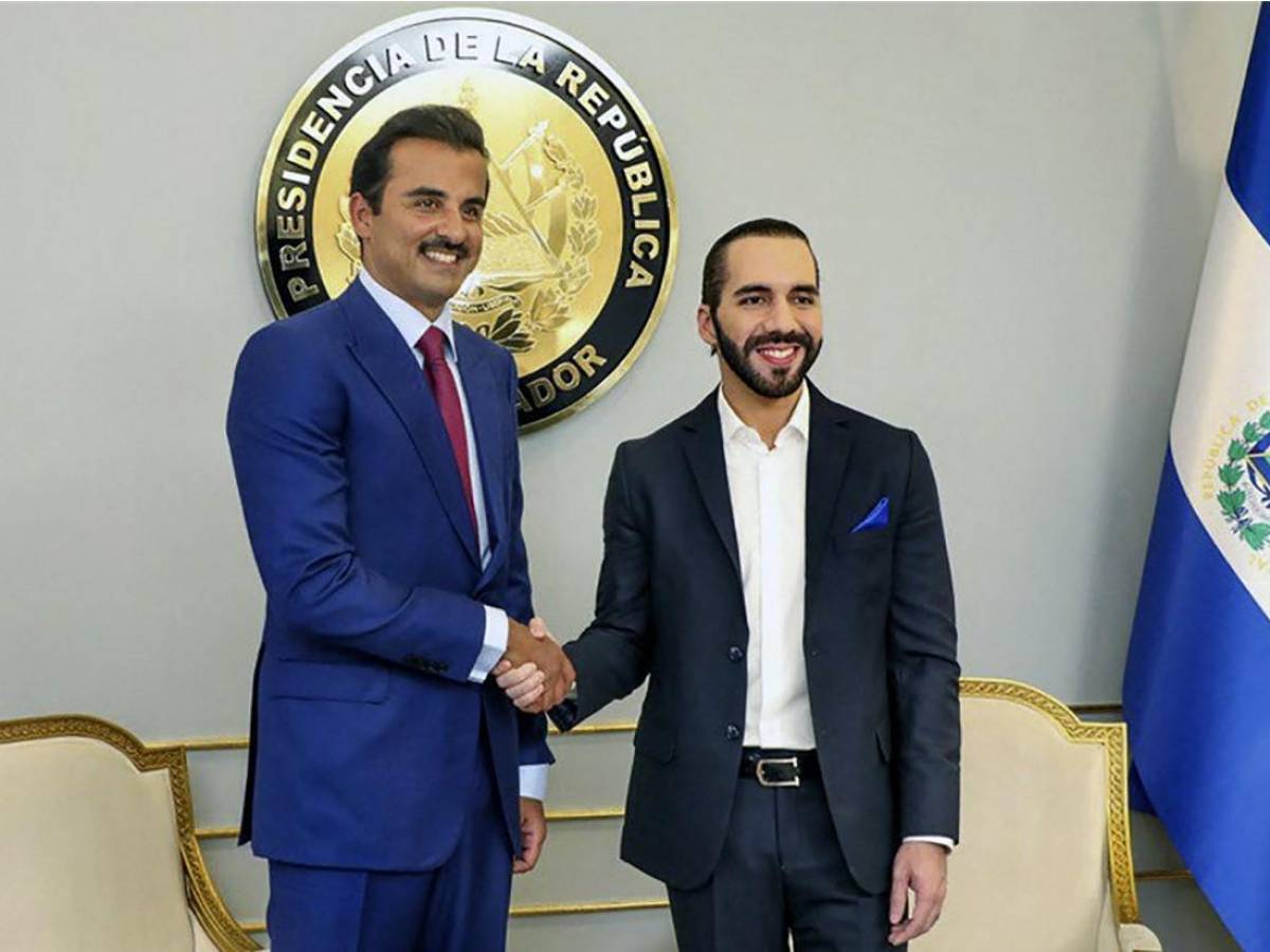 Emir de Qatar visita El Salvador en misión oficial