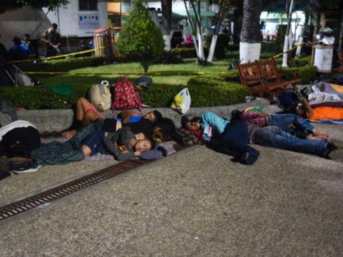 Guatemala no tiene albergues para migrantes hondureños y salvadoreños