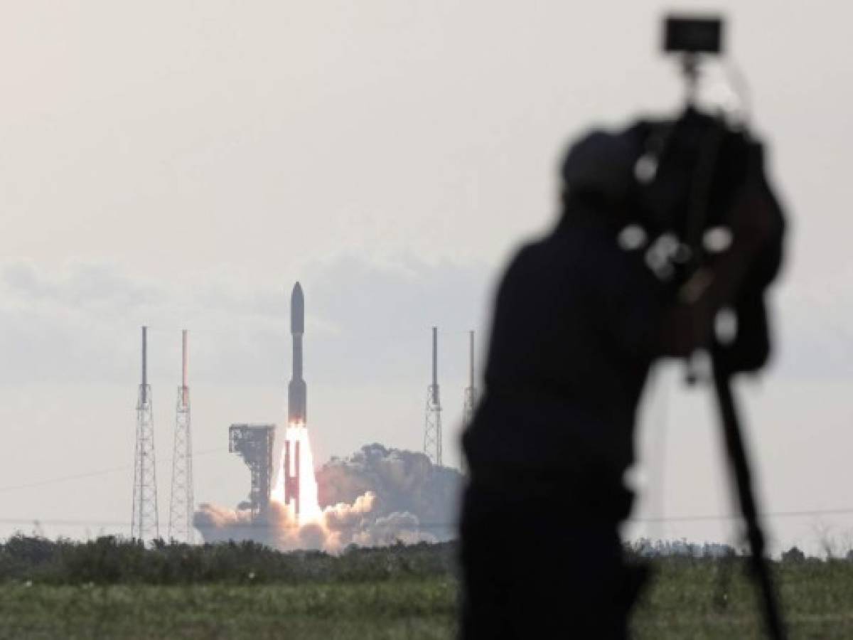 Astronautas de EE.UU., rumbo a la Tierra a bordo de la cápsula de SpaceX