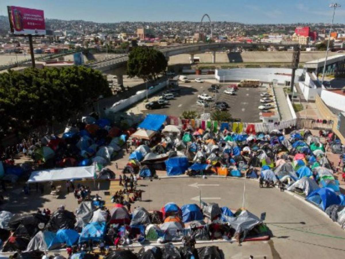 EEUU paga cuñas de radio, anuncios en redes para evitar la emigración desde América Latina