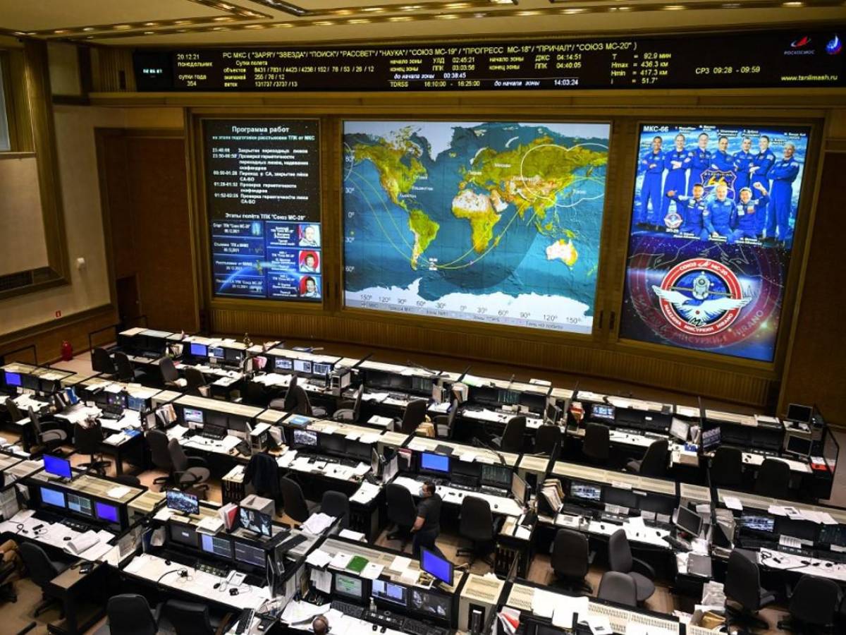 Agencia espacial rusa informa de fuga de líquido en su segmento de la ISS