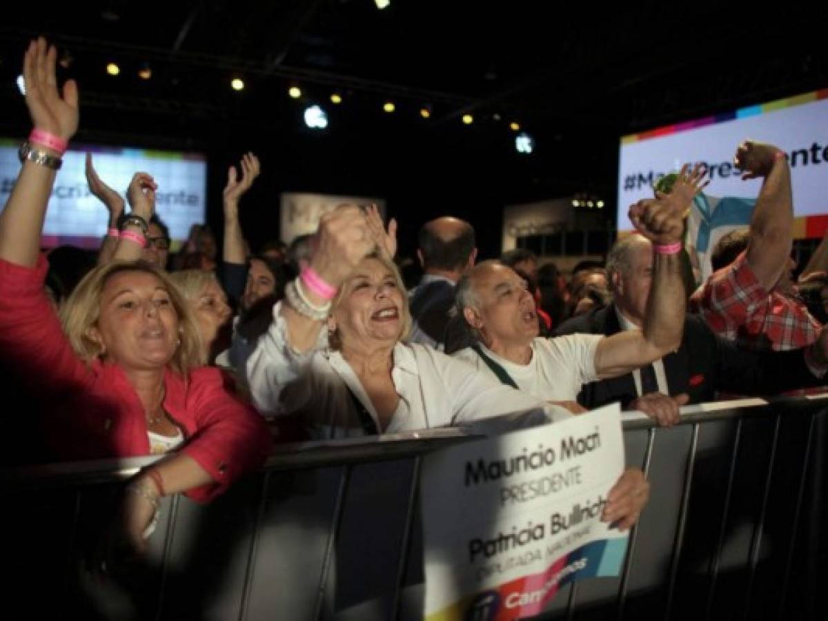 Argentina: Mauricio Macri gana presidencia en un país dividido