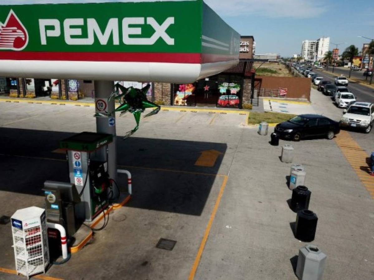 La estatal mexicana Pemex coloca bonos por US$7.500 millones