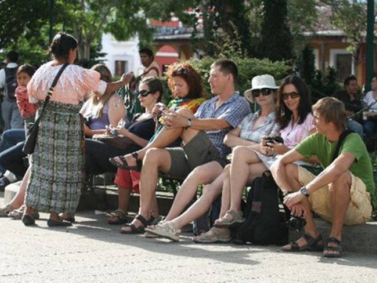 Leve crecimiento de ingresos por turismo en Guatemala