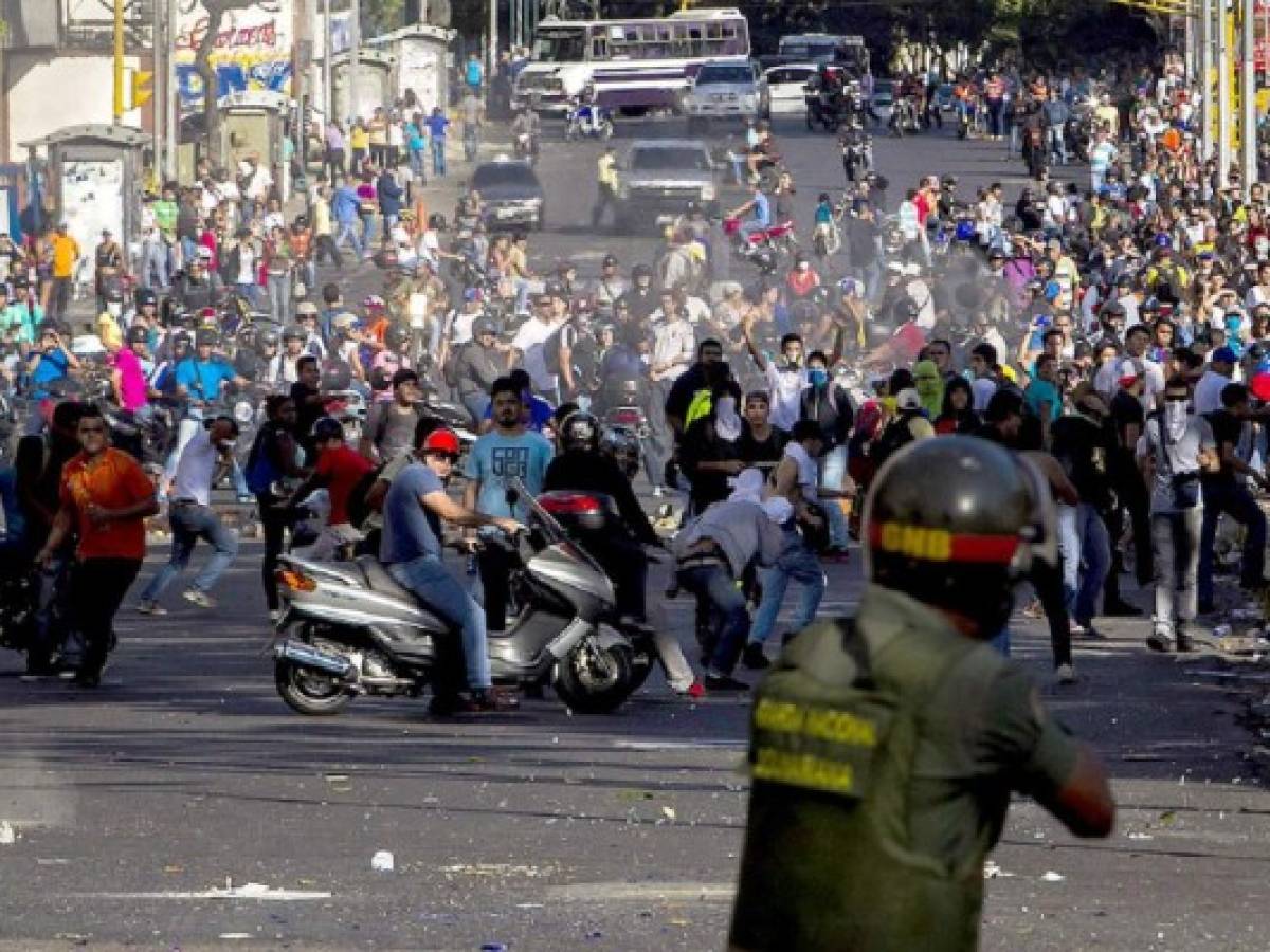 The New York Times: Maduro 'está intensificando la represión'
