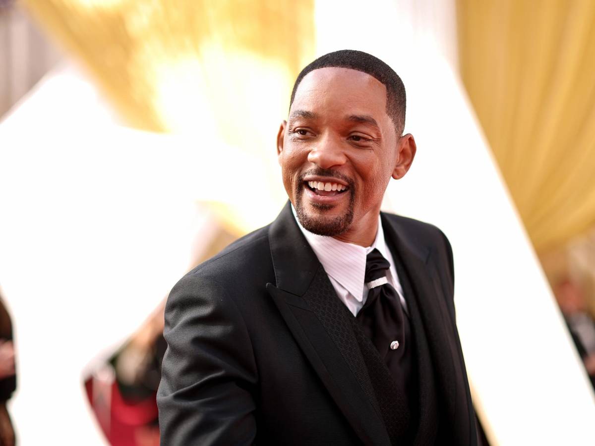 Will Smith renuncia a la Academia tras bofetada en los Óscar