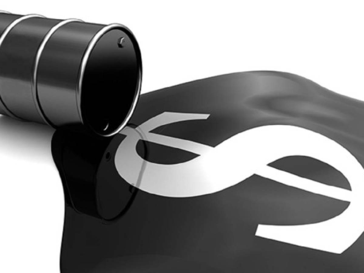 ¿Puede seguir cayendo el precio del petróleo? Todo indica que sí