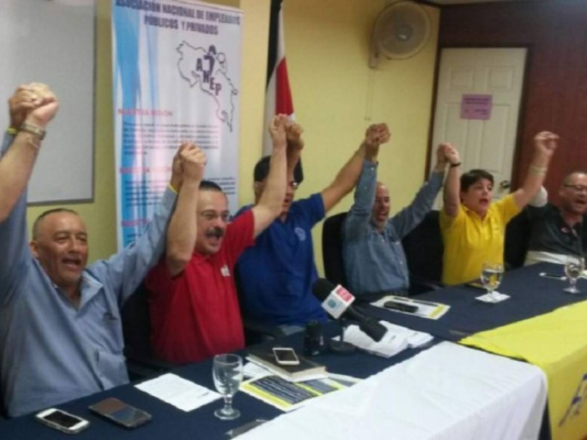 Sindicatos advierten que colapsarán Costa Rica a partir del lunes