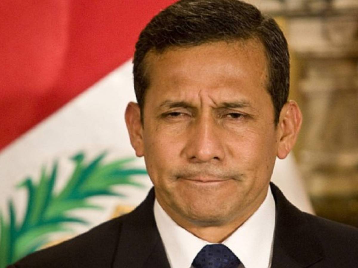 Perú: destituyen a Fiscal de la Nación por corrupción