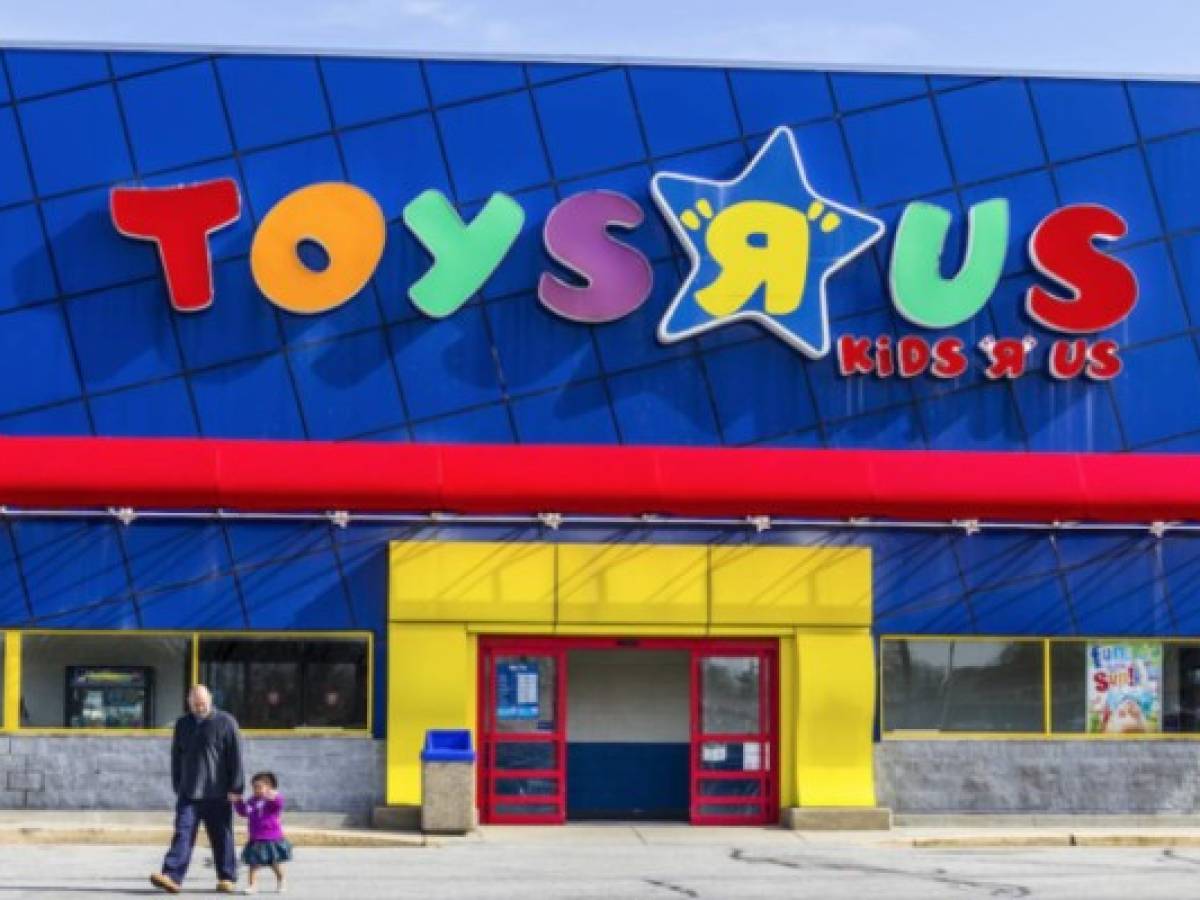 Toys R Us cerrará 182 tiendas en EEUU