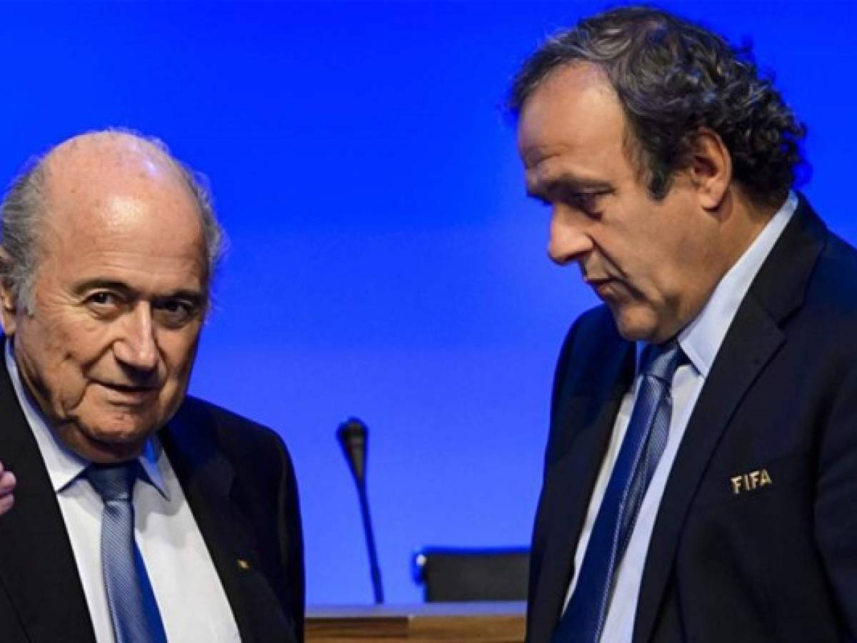 Caso FIFA: fiscalía suiza procesa a Blatter, Platini implicado