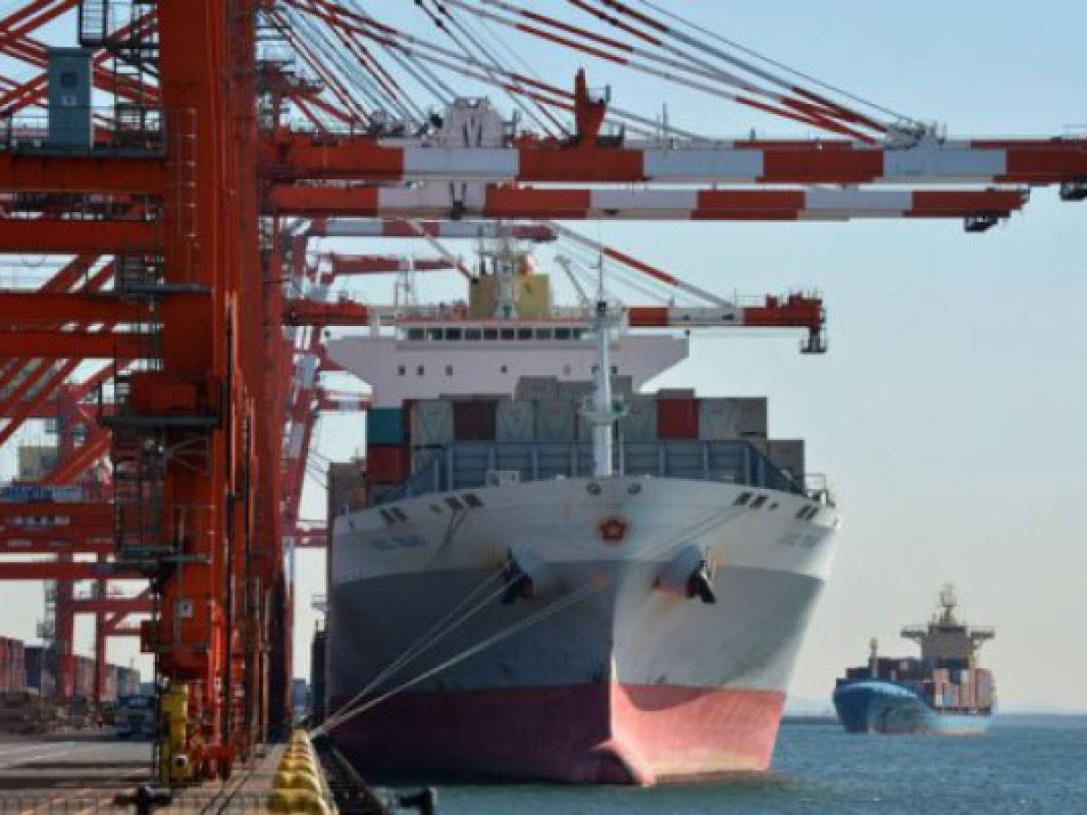 Japón con uno de sus peores déficits comerciales en octubre