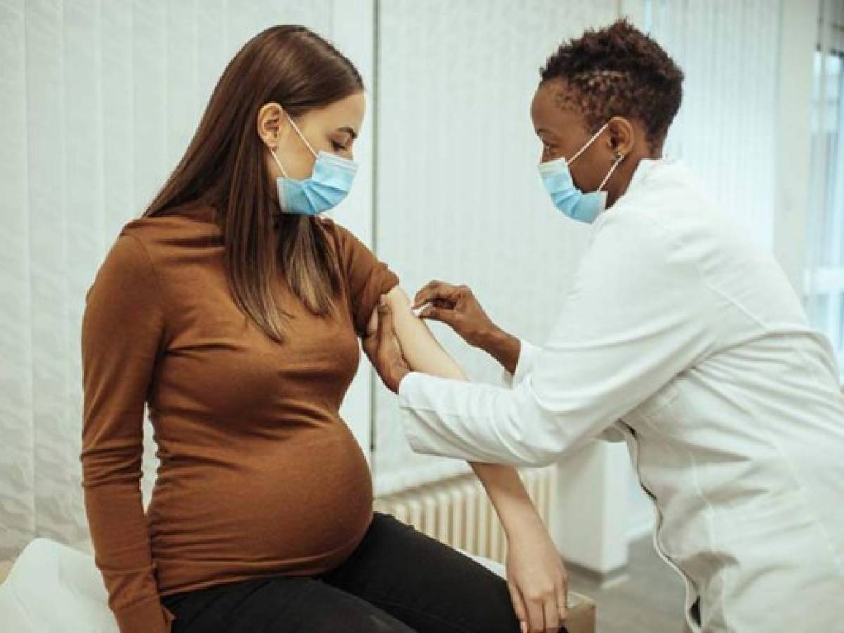 EEUU recomienda la vacuna anticovid para embarazadas