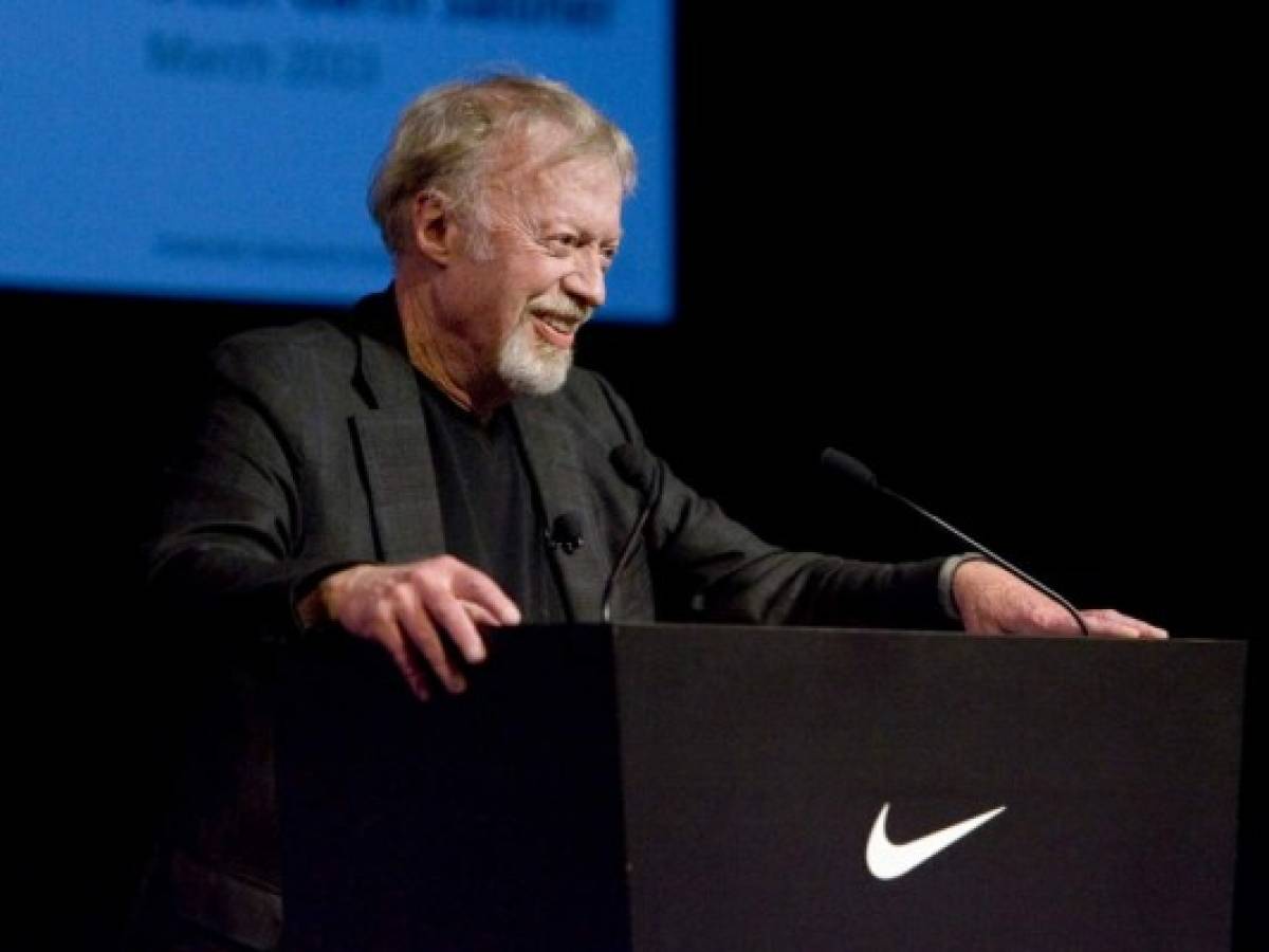 Fundador de Nike dona US$1.000 millones en acciones a la caridad