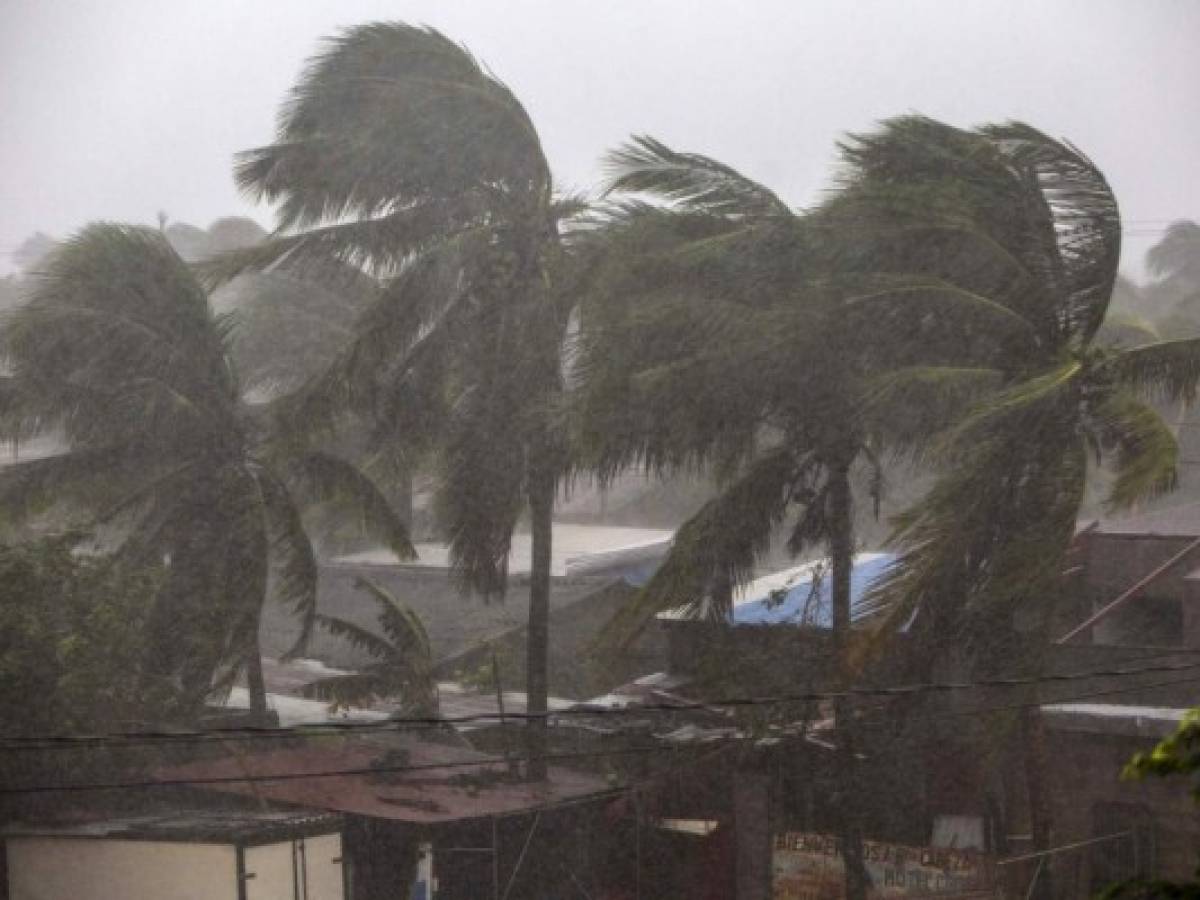 EEUU: Condiciones de huracán Eta empeorarán