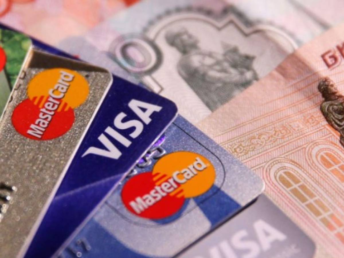 Visa y Mastercard suspenden operaciones en Rusia por guerra con Ucrania