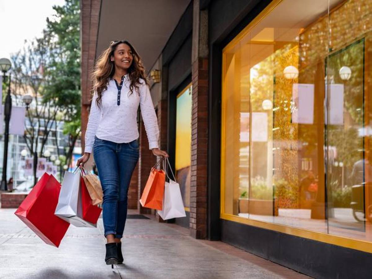 Un 51 % de los costarricenses planean hacer compras durante ‘Black Friday’