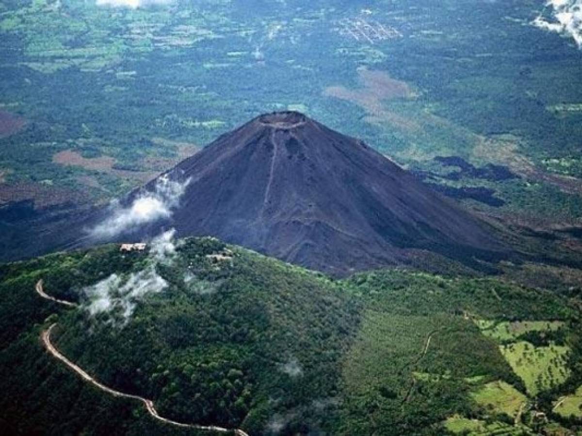 El turismo en El Salvador genera US$1.200 millones al año y apuesta por crecer