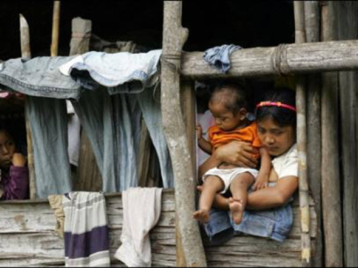 Pobreza golpea a más del 23% de la población en Costa Rica