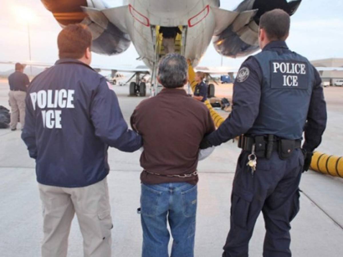EE.UU. prepara instrucciones para acelerar deportaciones