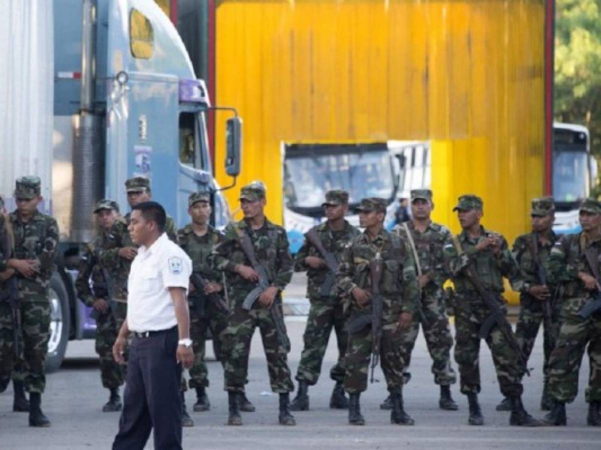 Nicaragua militariza frontera para impedir migración cubana