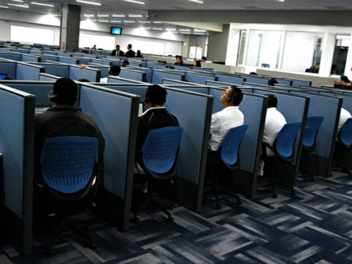 El Salvador: Industria de 'call centers” generará 12,000 empleos en 2021