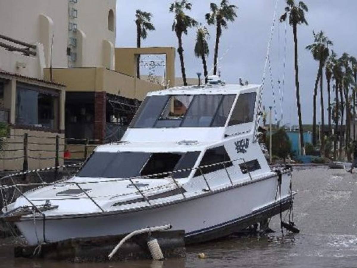 Los Cabos, azotado por huracán Odile
