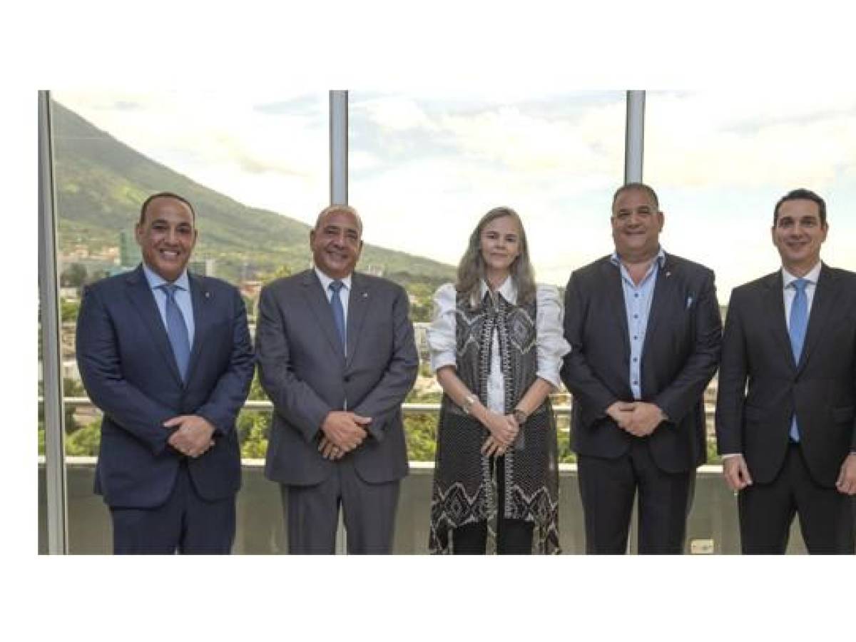 Grupo Financiero Ficohsa firma acuerdo para adquisición de Asesuisa en El Salvador
