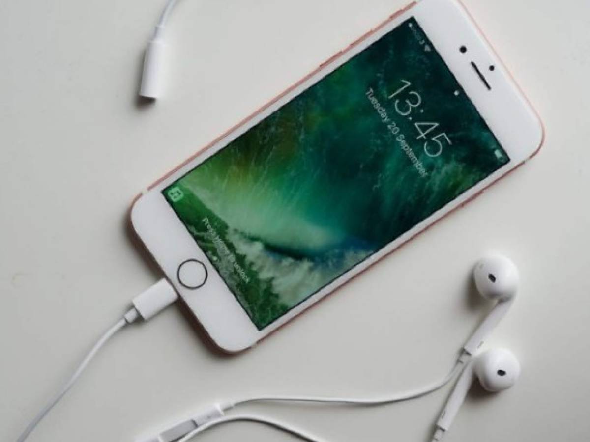 EEUU investiga a Apple por ralentizar a iPhone viejos
