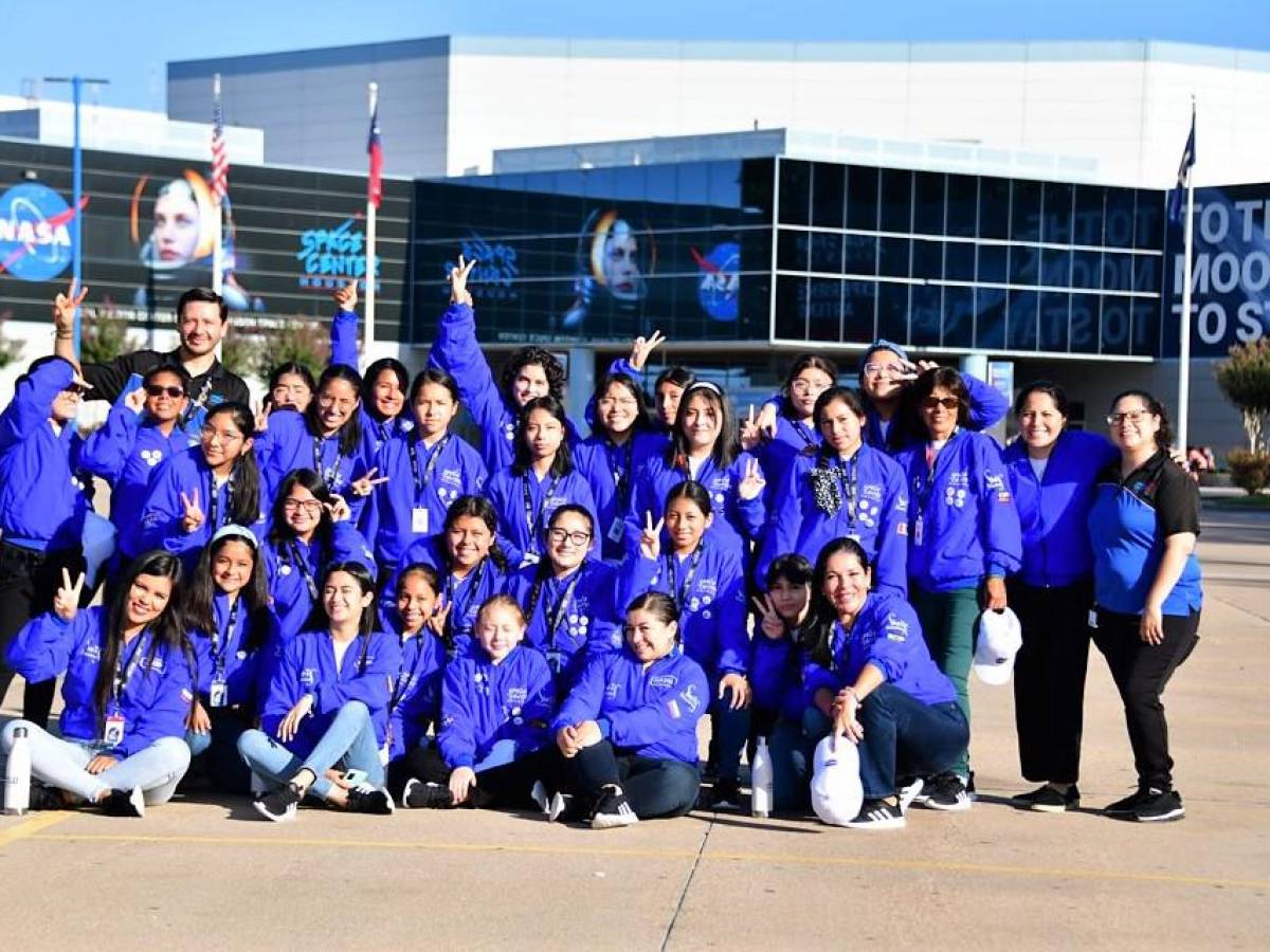 Niñas costarricenses participan de programa educativo de la NASA